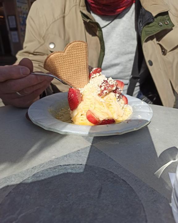 Eiscafé Brustolon am Bahnhofplatz